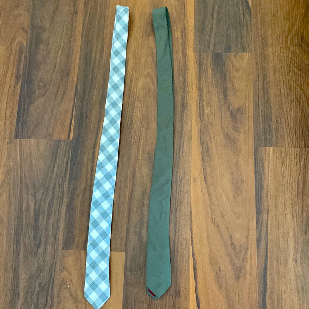 2 penguin skinny ties